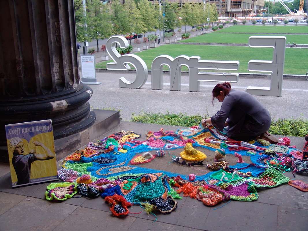 Thumbelyna:
 The Craft of Crochet